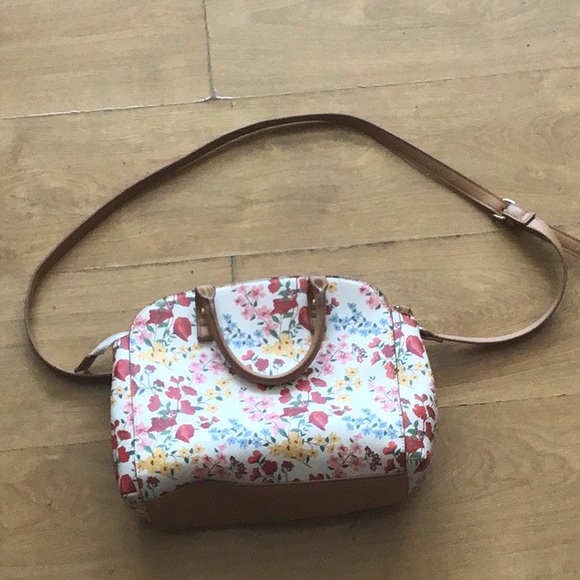 Nanette Lepore handbag - Picture 3 of 6